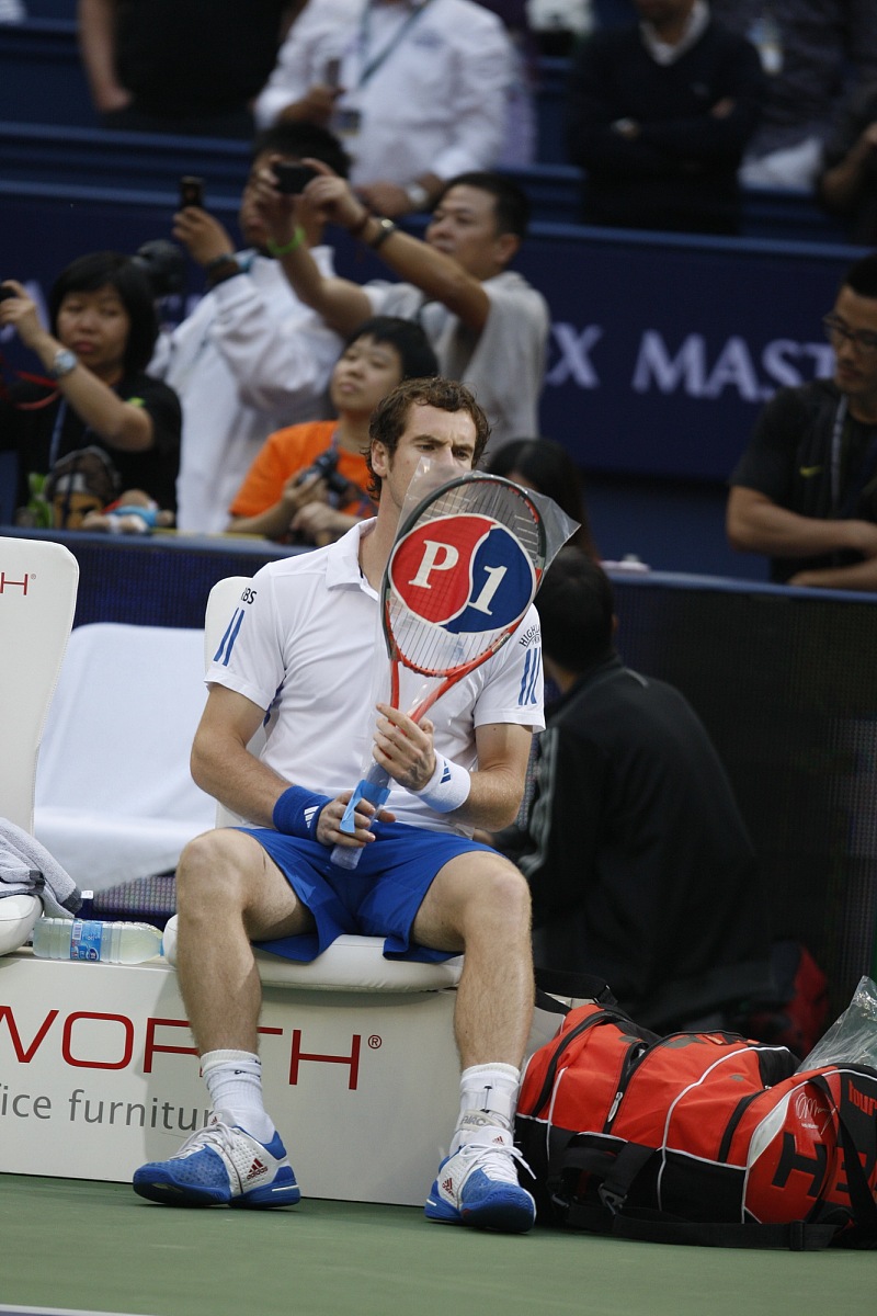 拉沃尔杯碾压年终总决赛，穆雷点燃赛场