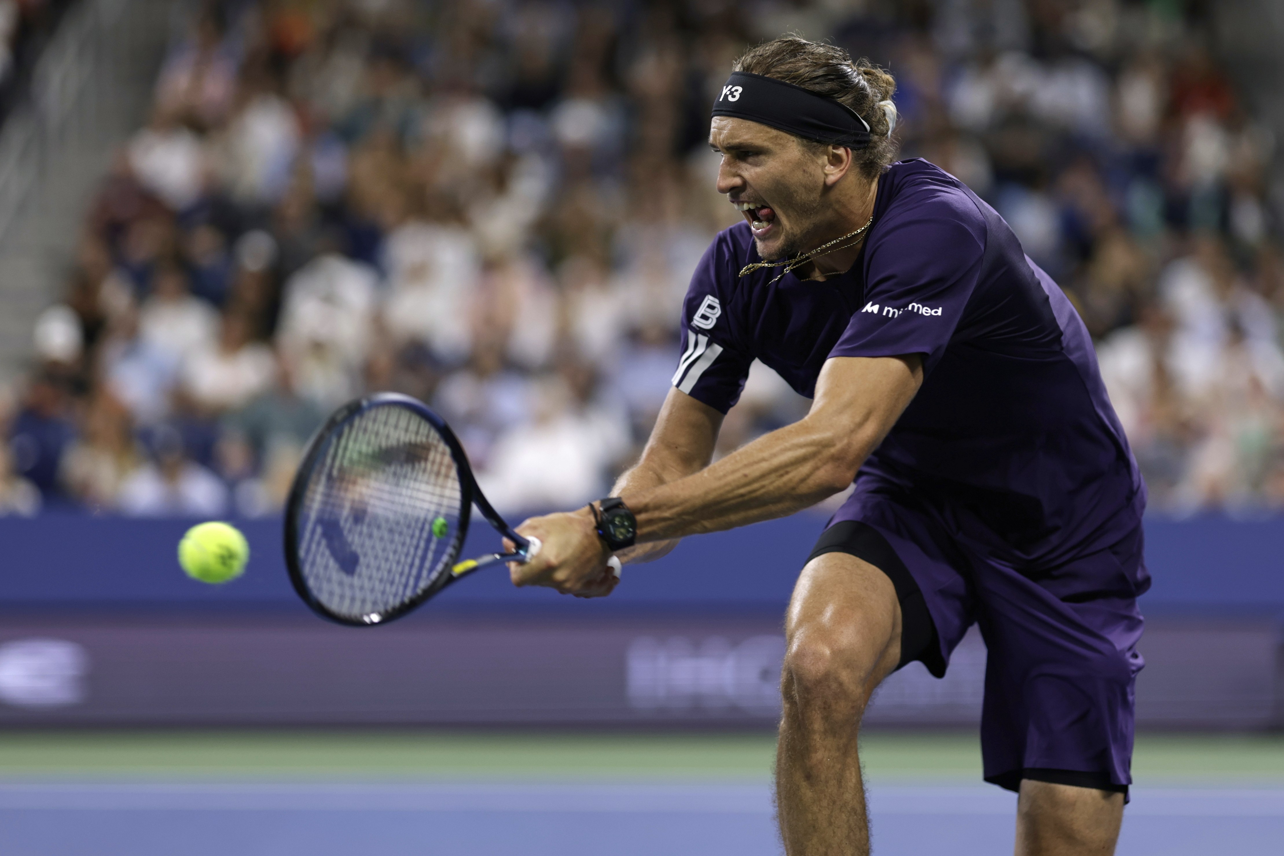 爱游戏在线-年终总决赛翻盘美网，兹维列夫统治全场